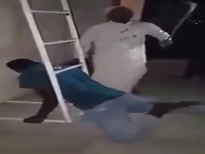 MAN BEING PUNISHED AFTER STEAL SHOES ON MOSQUE