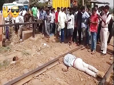 THE MAN WHO LOST HIS HEAD