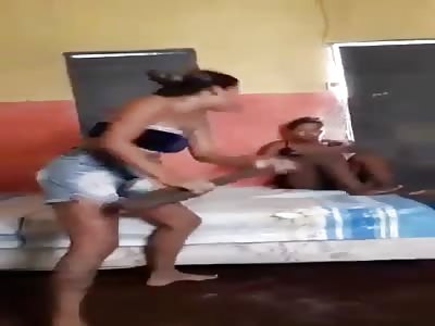 GIRL IS BEATEN BY GIRLS