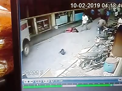 BAD DRIVER BEATEN BY MOB