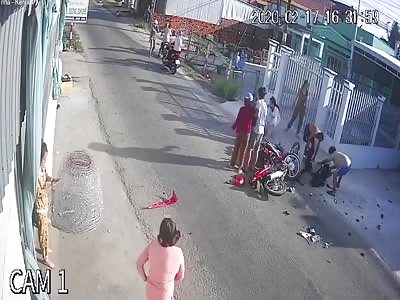 TWO MOTORCYCLES HEAD-ON COLLISION