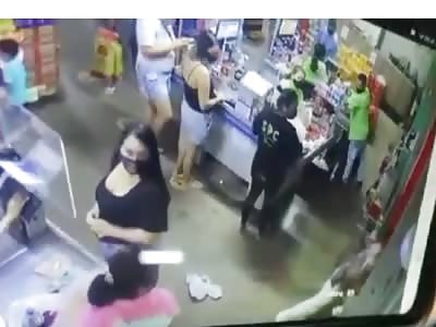 MAN BEING STABBED DURING A FIGHT