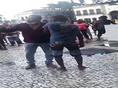 THIEF BEING SLAPPED BY VICTIM