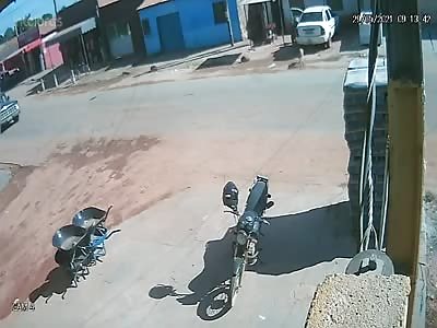 WOMAN DIES AFTER MOTORCYCLE HITS A DOG