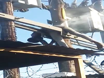 MAN BEING ELECTROCUTED AN PEOPLE LAUGHING