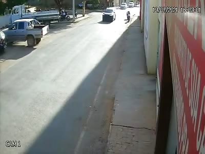 FUNNY MOTORCICLE ACCIDENT