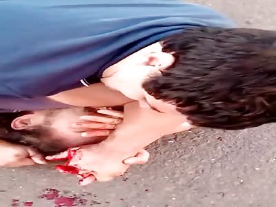 TWO TRUCKERS FIGHTING