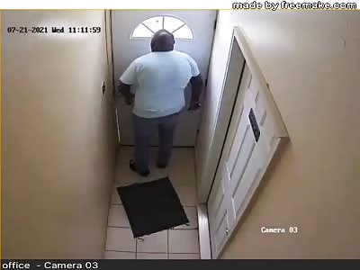 THIEF GETS INSTANT KARMA!!!