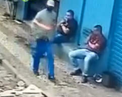  HITMAN DISGUISED AS A DUMPSTER EXECUTES HIS VICTIM