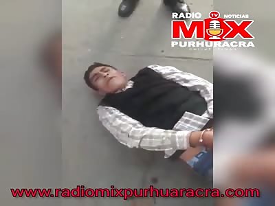 THIEF DIES AFTER USING A FEMALE POLICEMAN AS A SHIELD