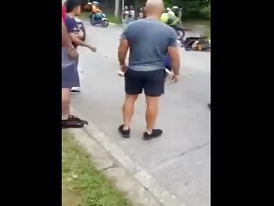 THIEF BEING BEATEN BEFORE THE ARREST