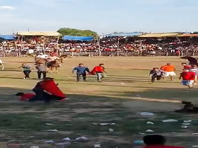 STUPID WOMAN BROKEN ARM IN RODEO