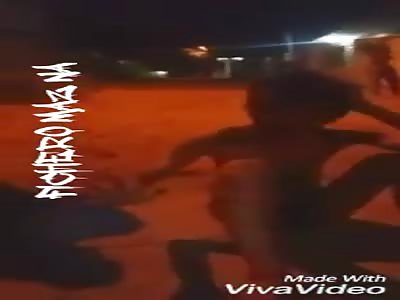 Thief beaten by neighbors