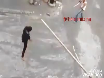 Sword fight vs knife