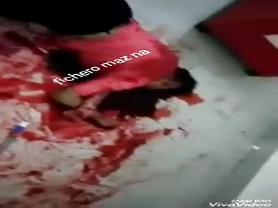 DEATH IN RESTAURANT: woman is murdered with knife in restaurant everything indicates that it was for a forbidden love