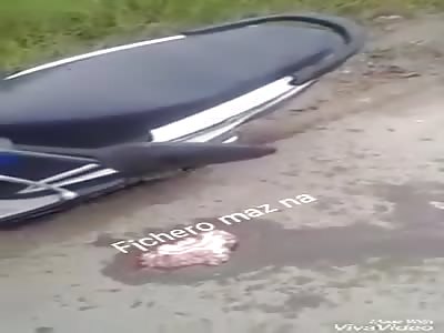 WITHOUT BRAIN: woman is without encephalic mass in asphalt when suffering accident in its motorcycle