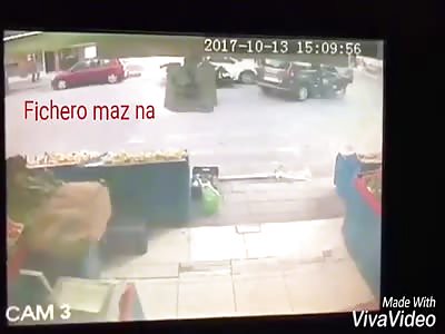 ACCIDENT: motorcyclist collides with van