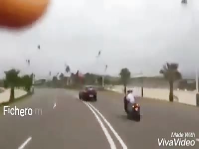 ACCIDENT: driver loses control and dumps his car