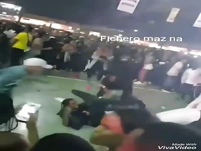 GOLPIZA: fight in concert