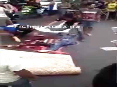 MAN IN TREMENDA YOGA POSITION