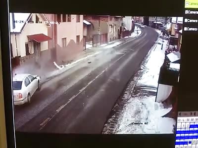 Brutal/ CAR RUN OVER A PEDESTRIAN