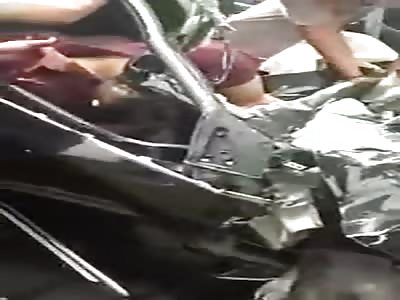 MAN DIES TRAPPED IN HIS CART