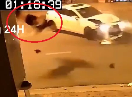 Motorcyclist gets killed in a brutal head on crash