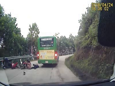 ACCIDENT OF MOTORCYCLISTS