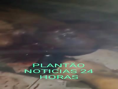 MAN IS KILLED TO SHOTS