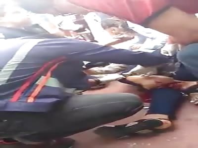 WOMAN WITH WOUND STOP AFTER ACCIDENT