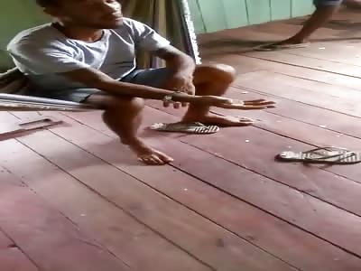 Punishment Caught Thieving in Favela... Shot in his Hands