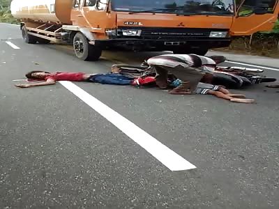 ACCIDENT OF MOTORCYCLISTS