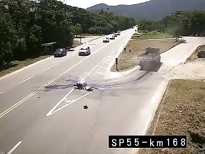 WTF !! Shocking accident with biker in road