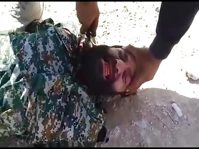 WTF !! BRUTAL! Dude Takes Death Like a Warrior.