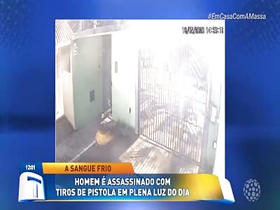 man killed in broad daylight