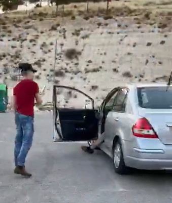 2 Bullets to the Brains Don't Leave You Lookin Good