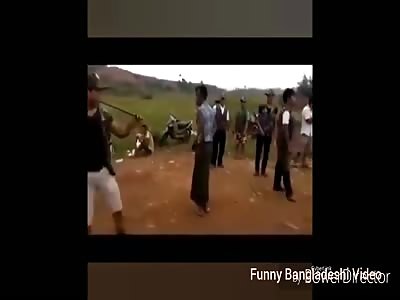 Persecution of Rohingya Muslims in Myanmar- à¦­à¦¿à¦¡à¦¿à¦“(video) à¦¦à§‡à¦–à§à¦¨ à¦•à¦¿à¦­à¦¾à¦¬à§‡ à¦¨à¦¤à§à¦¨ à¦­à¦¾à¦¬à§‡ à¦°à§‹à¦¹à¦¾à¦™à¦¾à¦¦à§‡à¦° à¦®à¦¾à¦°à¦›à§‡à¥¤