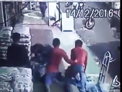 Robber Attempting to Flee from Police Is Stopped with Flying Kick