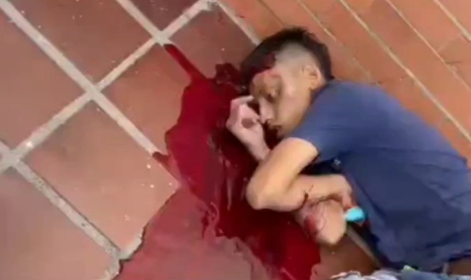 Drug dealer gunned dawn by rival gang 