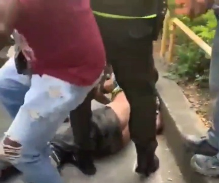 Thief caught stealing saved by police from being lunched 