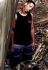 A young man hanged himself in the street