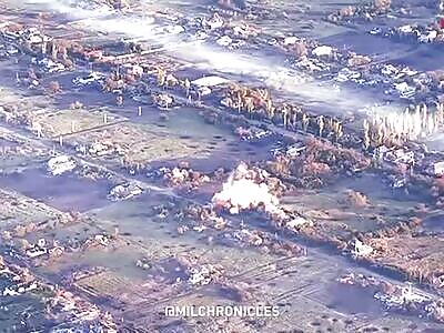 TOS-1A Thermobaric Flamethrower In Action 