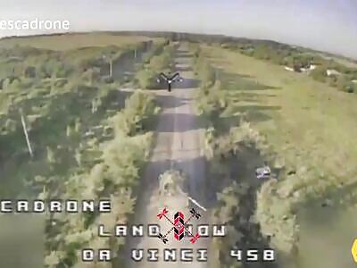 UA kamikaze drone hit Russian tank