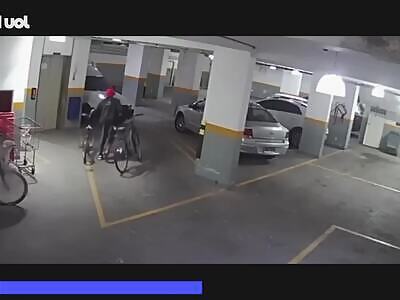 Brazilian Samurai does justice with his Katana