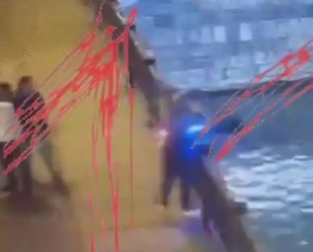 Russian on scooter hit a girl and was punished for it