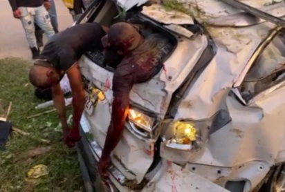 Many dead after horrific car crash 