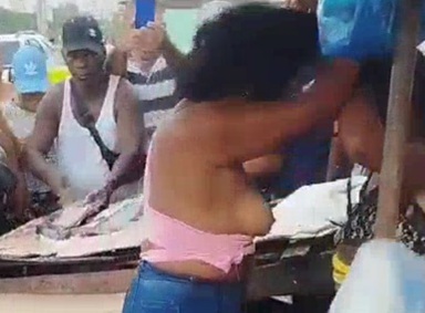 Colombian street hoe fight 