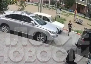 Stupid young boy crashed bt speeding car 