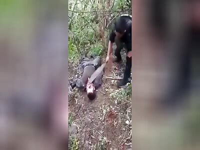 Cartel Members Cutting off Head of a Fallen Rival 
