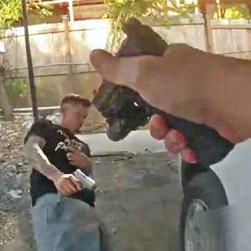 San Antonio Cops Shoot Wanted Robbery Suspect Who Pointed Gun at Them